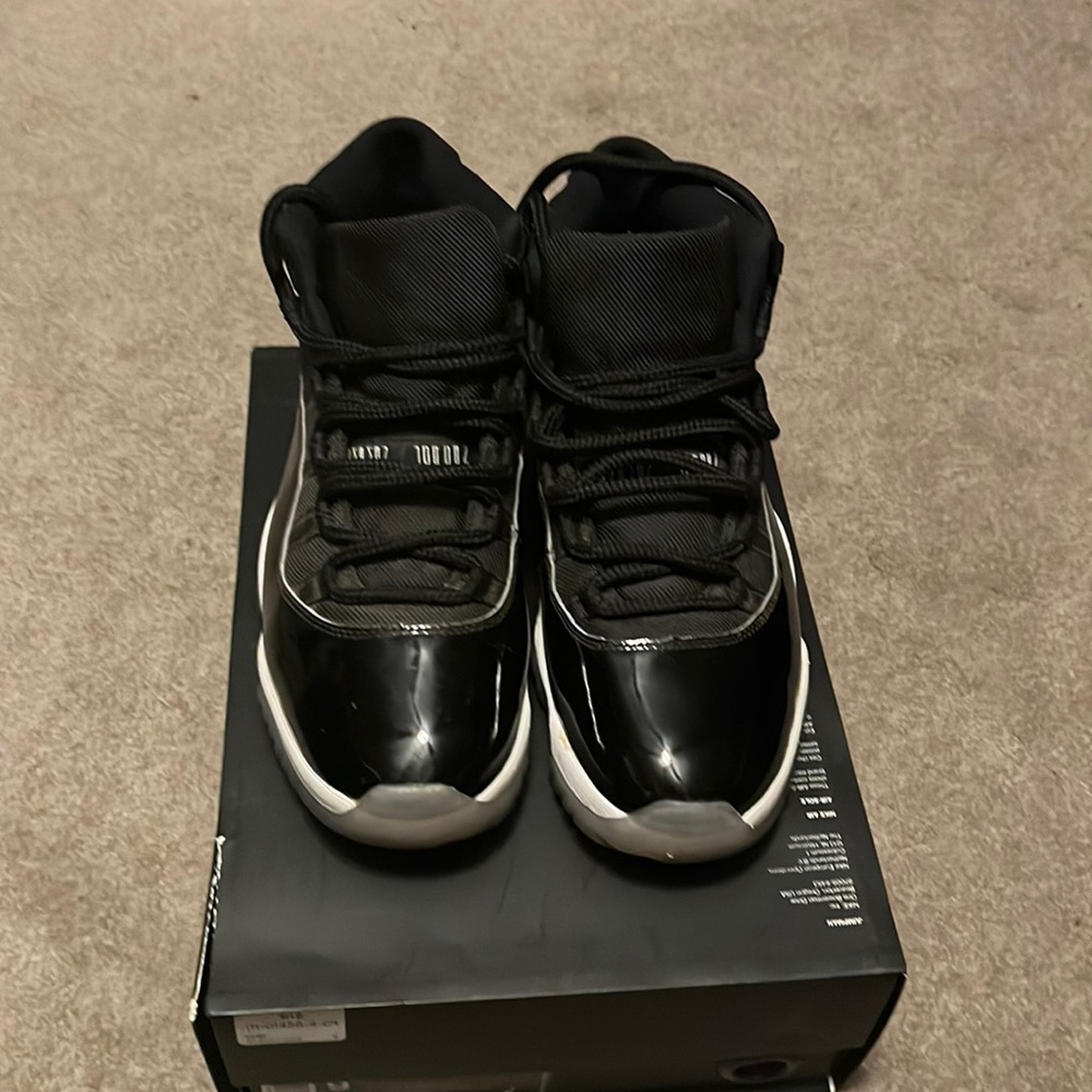 Size 9 Jordan 11 space Jams